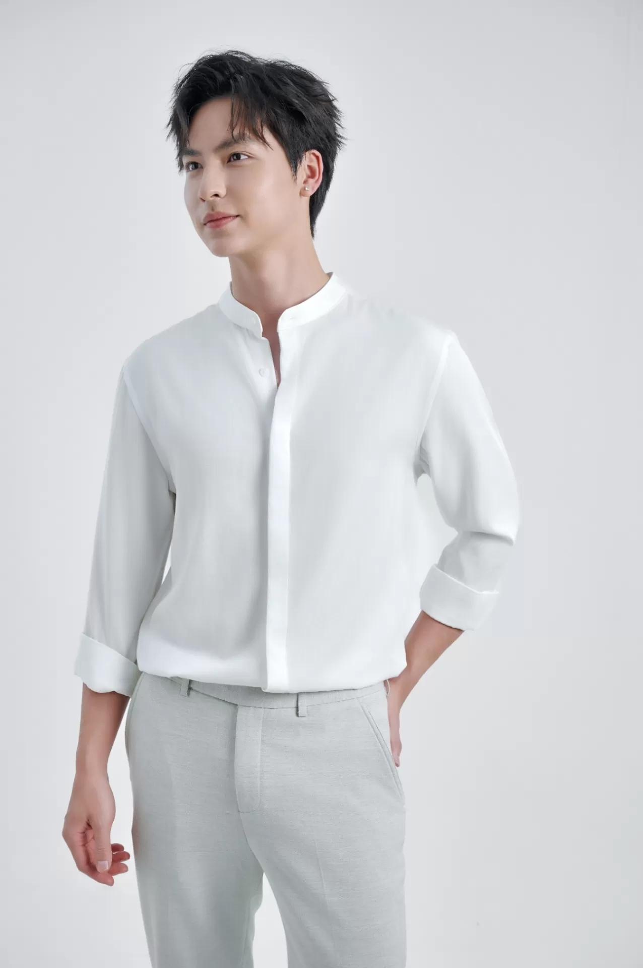 Áo Sơ Mi Cổ Tàu Dài Tay Regular 3118